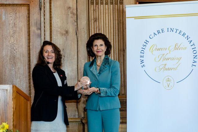 Paola Barbarino and Queen Silvia